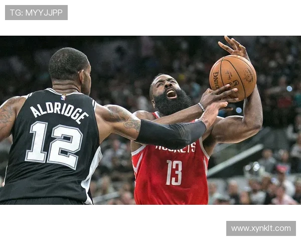 火箭激战马刺年轻核心闪耀全场双方鏖战展现新赛季激情