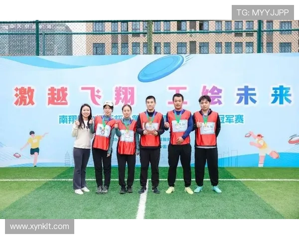 南京飞盘队与武汉飞盘队比赛分析团队协作的关键因素与表现总结 南京飞盘队与武汉飞盘队比赛分析团队协作的关键因素与表现总结